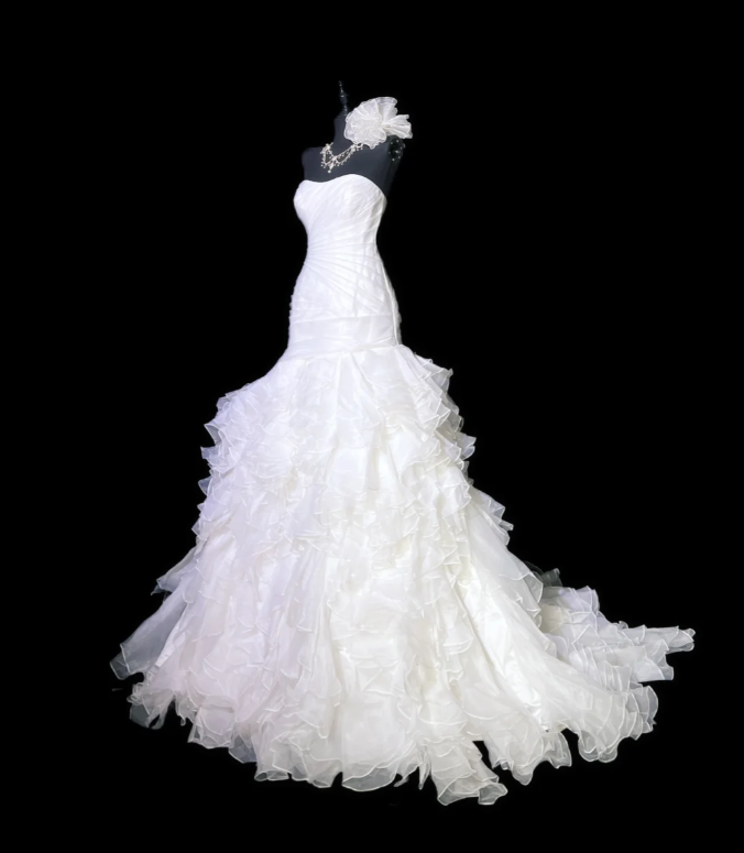 Charming White Strapless Tulle Pleated Mermaid Wedding Dress Long Bridal Dress D551