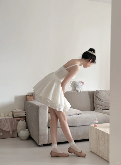 Elegant Spaghetti Straps White Satin Tulle A Line Short 17th Birthday Outfits Homecoming Dress D2831
