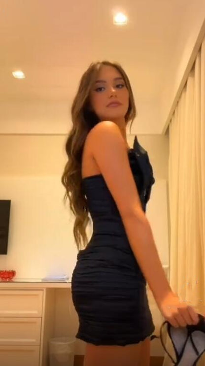 Fashion Black Satin Beaded Sheath Short Homecoming Dress Bow Strapless Short Party Dress D4657