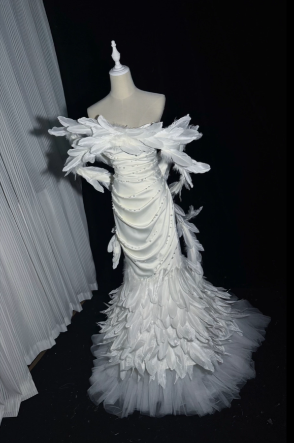 Glamorous Strapless White Tulle Feathers Mermaid Long Evening Dress Party Dress D5169