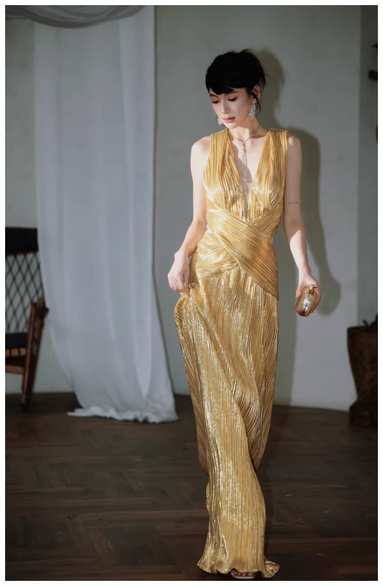 Gorgeous V Neck Gold Satin Pleated Long Evening Dress 19th Birthday Outfits D2438