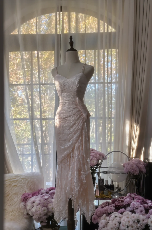 Pretty Spaghetti Straps Light Pink Lace Pleated Mermaid Long Wedding Guest Dress Formal Prom Dress Party Gown D2104
