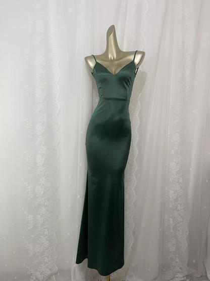 Simple Sheath Spaghetti Straps Green Long Vacation Dress Birthday Outfits SD0011