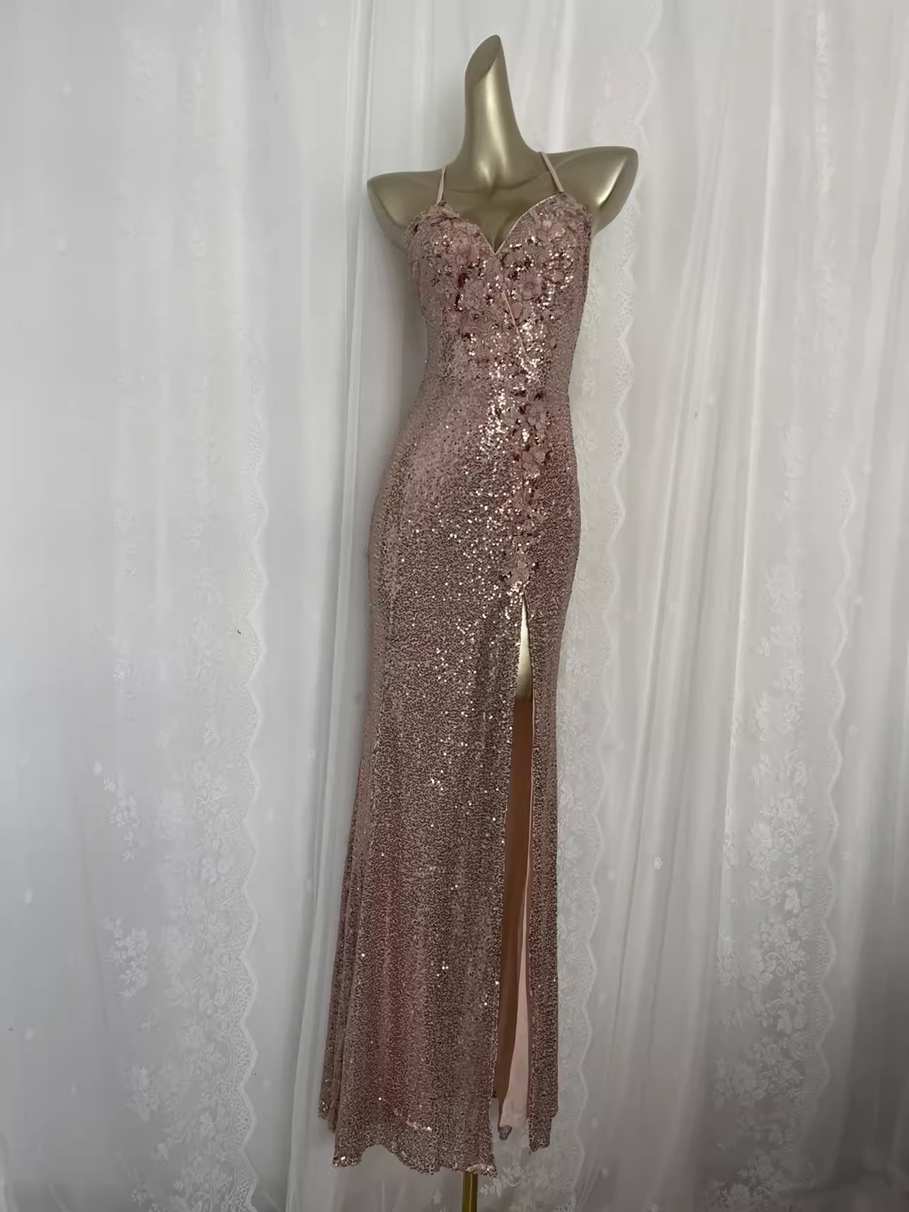 Sexy Sheath Spaghetti Straps Sequin Long Vacation Dress Birthday Dresses SD0071