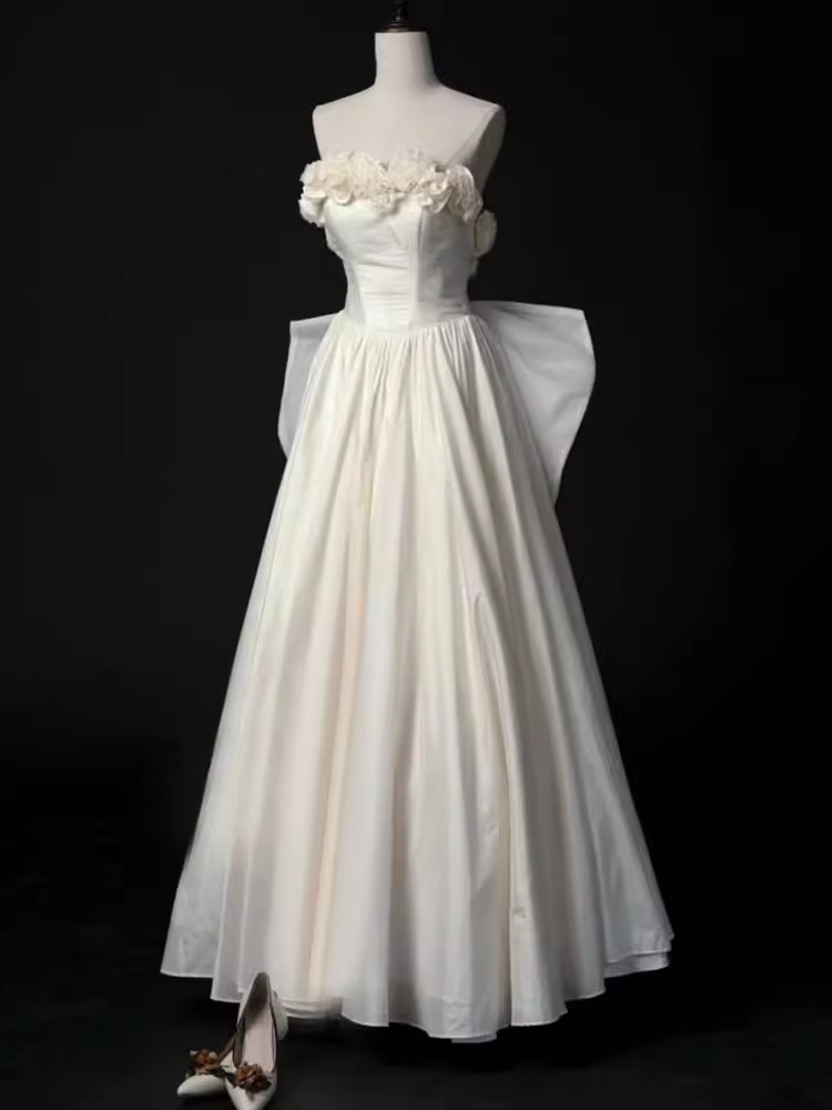 Vintage A line Strapless Satin White Long Wedding Dresses Brides Dress SD0088