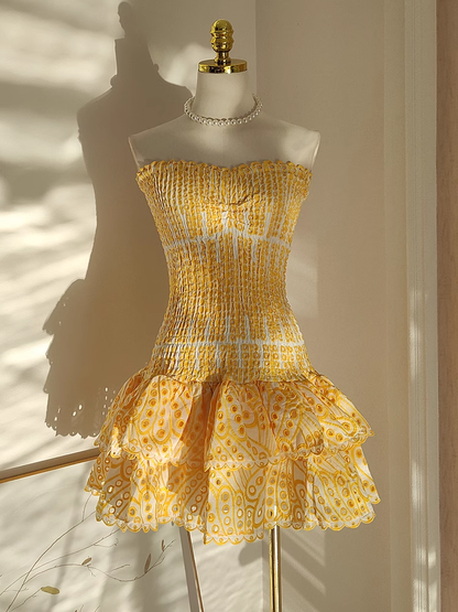 Cute Sheath Strapless Yellow Lace Vacation Dress Short Birthday Dresses SD120