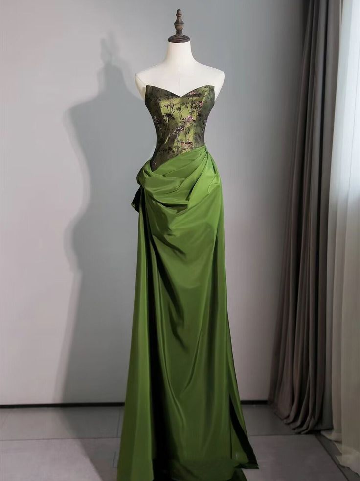 Sexy Green Sweetheart Embroidery Sheath Column Prom Dress SD1292