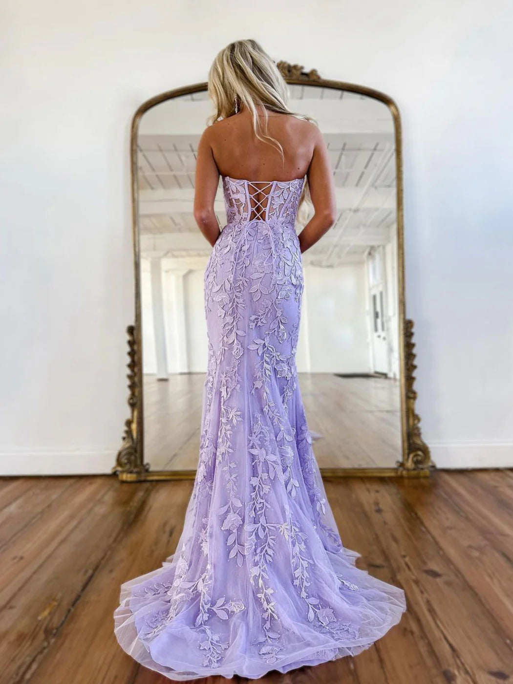 Elegant Mermaid Sleeveless Lace Lilac Evening Prom Dresses Long Prom Dresses SD1420