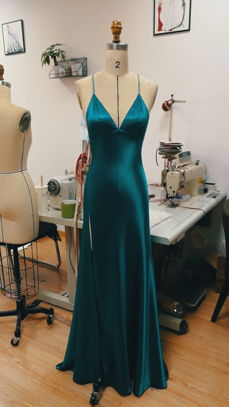 Classy Teal Blue Satin V-neck Formal Prom Party Dress with Slit SD1445