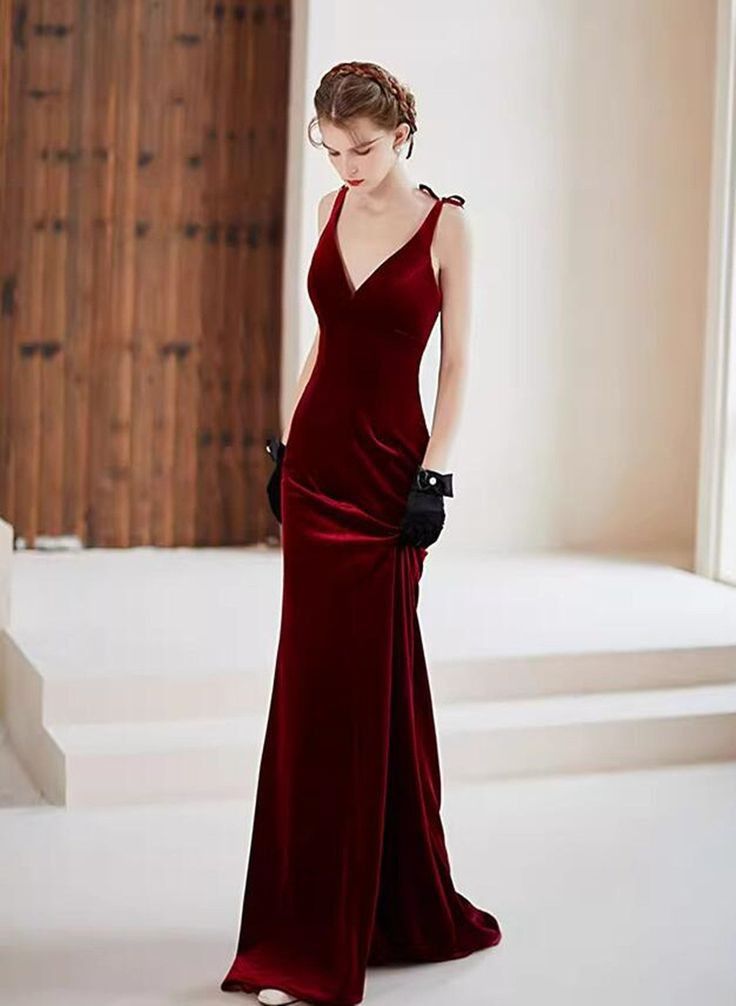 Sexy Mermaid Straps Burgundy Long Evening Dress Velvet Prom Dresses SD1508