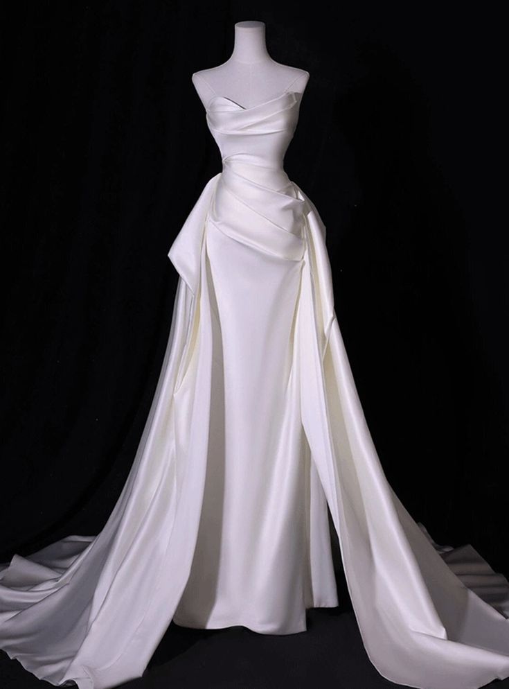 Simple White Mermaid Satin Strapless Pleats Wedding Dress SD1512