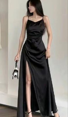 Spaghetti Straps Black A Line Satin Long Prom Dresses With Slit SD1539