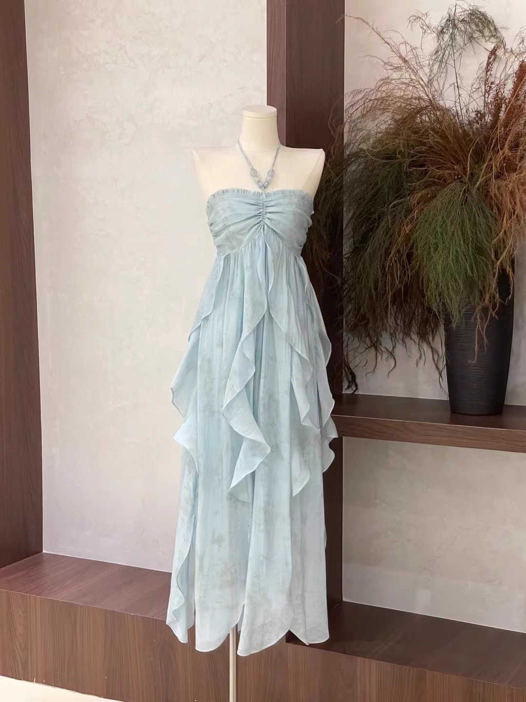 Cute A line Halter Ruffled Floral Blue Women's Long Vacation Dresses SD180