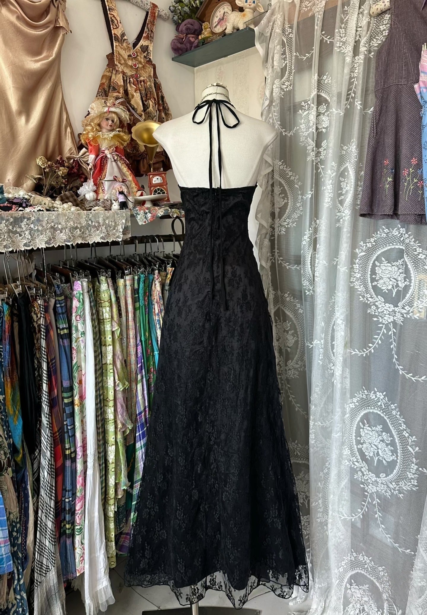 Vintage Mermaid Halter Sleeveless Long Black Lace Evening Dress Prom Dresses SD1908