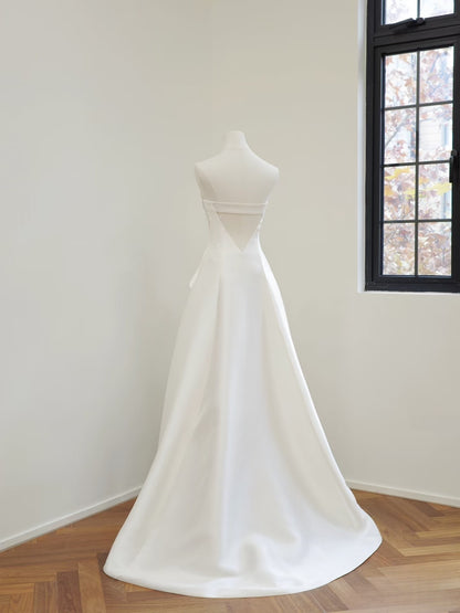 Unique A line Strapless Satin White Wedding Dresses Brides Dress SD1944