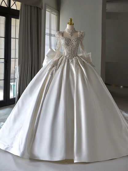 Luxury Ball Gown Sweetheart Neckline Long Sleeves Sequin White Wedding Dresses Brides Dress SD1957