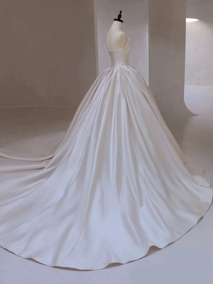 Timeless Ball Gown Strapless Satin White Wedding Dresses Brides Dress SD1968