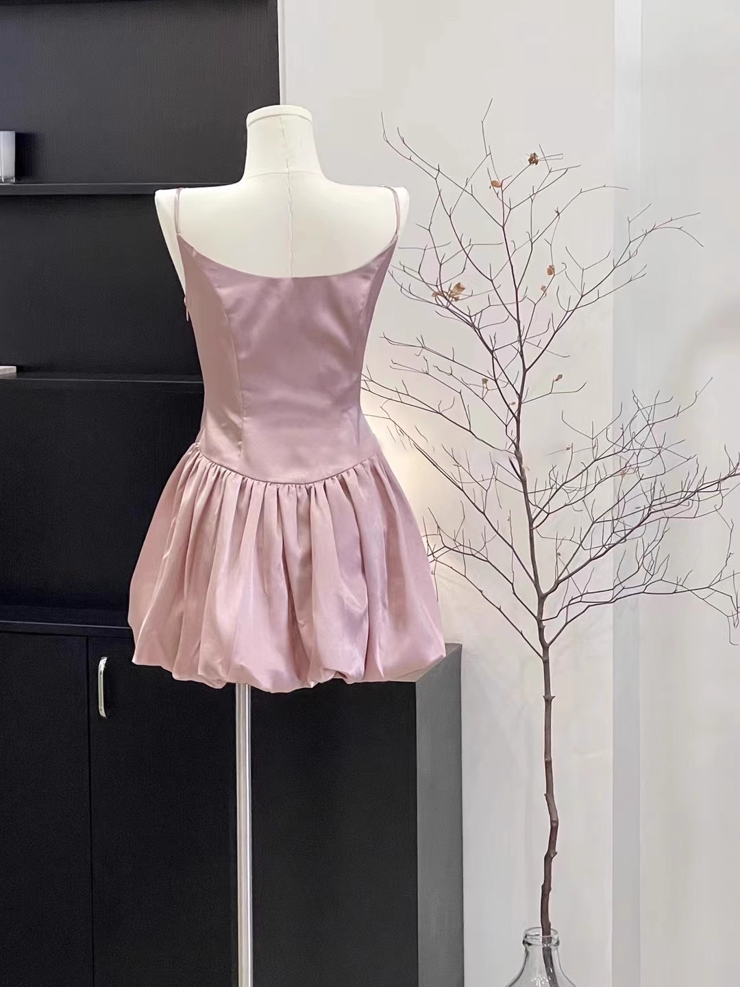 Cute A Line Spaghetti Straps Ruffled Pink Women's Short Holiday Dresses Homecoming Dress SD197