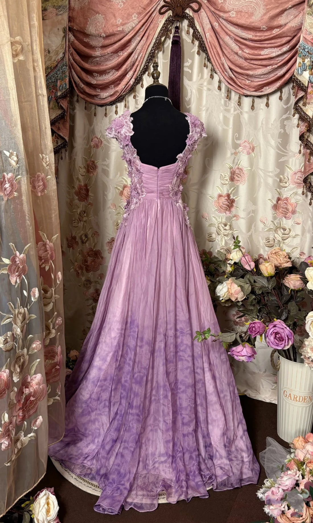 A-line V-neckline Long Tulle Dresses Lilac