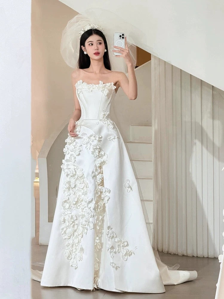 Unique Ball Gown Strapless Neckline Long White Satin Floral Wedding Dresses SD2108