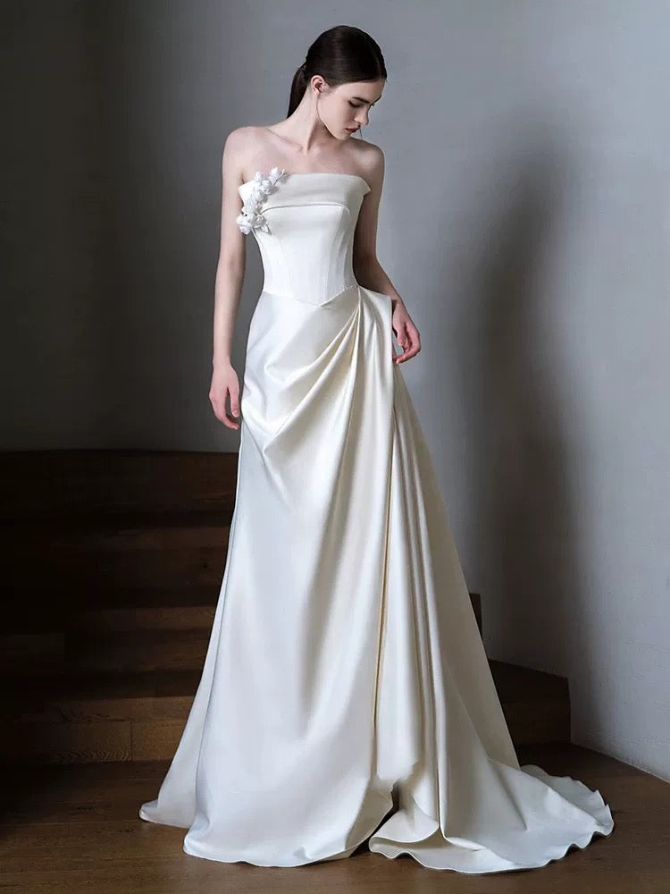 Unique Sheath Strapless Neckline Long White Satin Floral Wedding Dresses SD2109