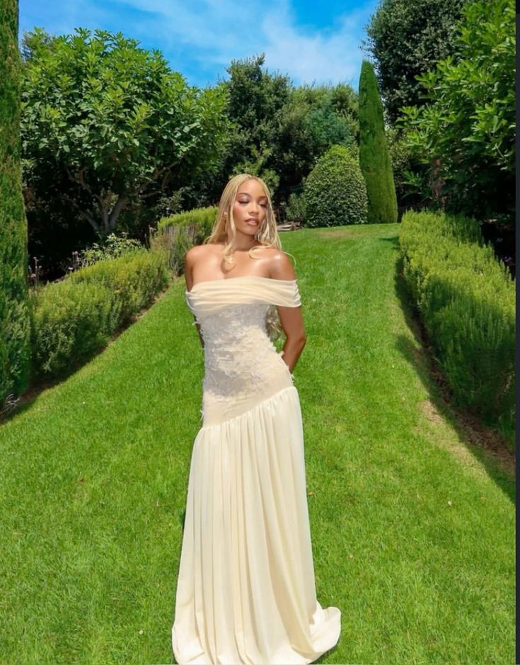 Pretty Mermaid Off The Shoulder Long Champagne Prom Dress Evening Dress Formal Dress SD2180