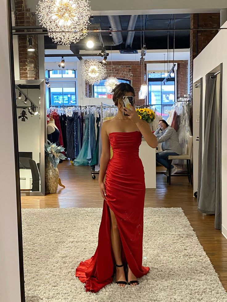 Sexy Mermaid Strapless Satin Red Prom Dresses Long Party Dress SD2231