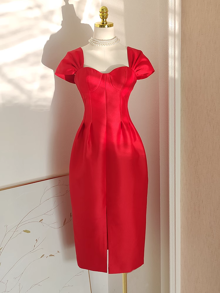 Sexy A line Sweetheart Red Satin Knee Length Homecoming Dresses Birthday Outfits SD231