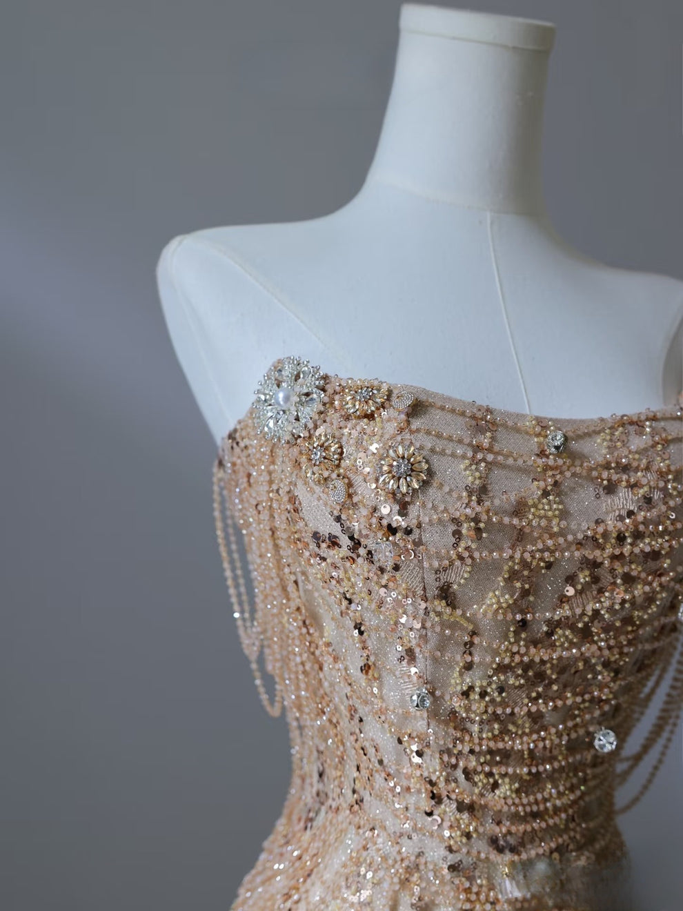 Designer Sequined Sleeveless Mermaid Prom Dress With Beads main image 1