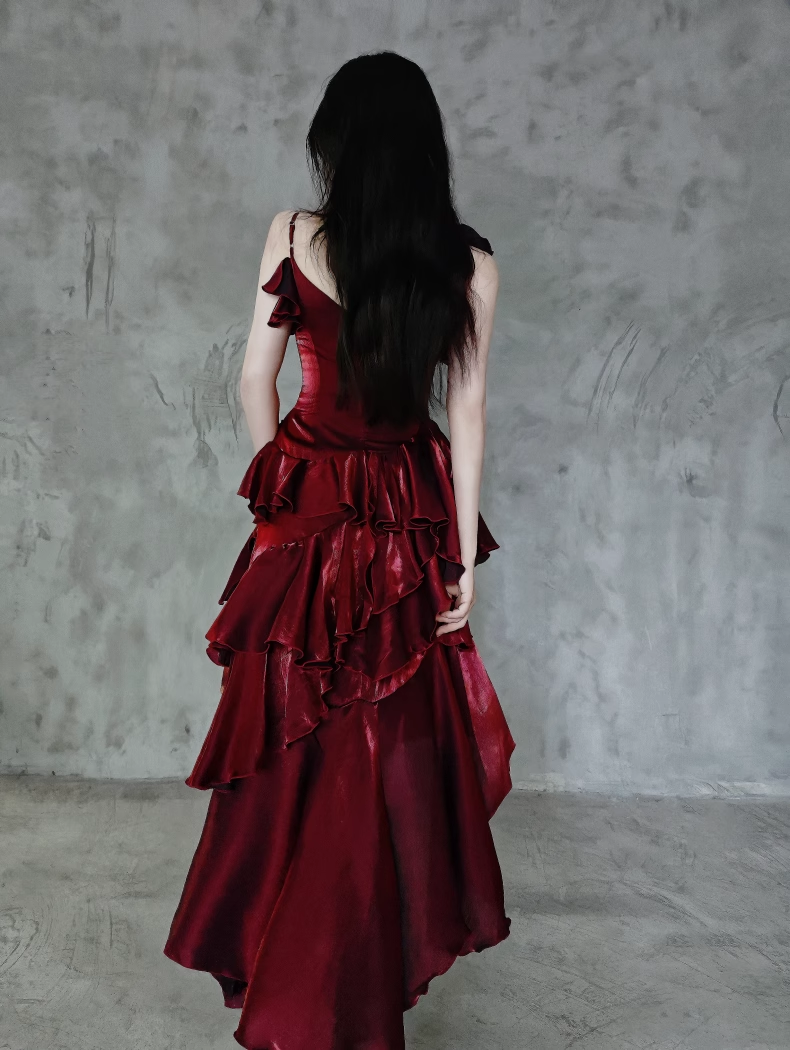 Pretty Irregular Ruffled Spaghetti Straps Burgundy Prom Dresses With Detachable Rose Long Birthday Dress For Women SD237