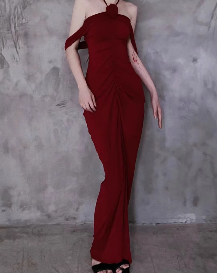 Pretty Sheath Halter Burgundy Prom Dresses Long Birthday Dress For Women SD242