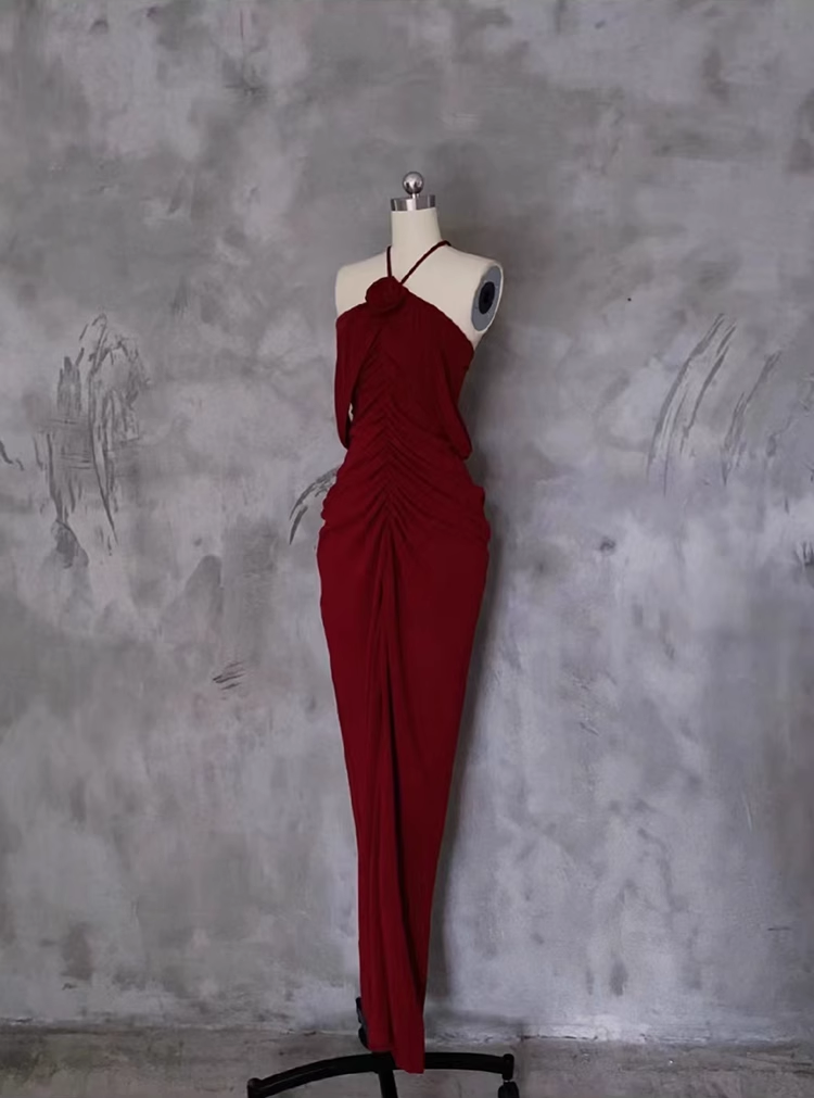 Pretty Sheath Halter Burgundy Prom Dresses Long Birthday Dress For Women SD242