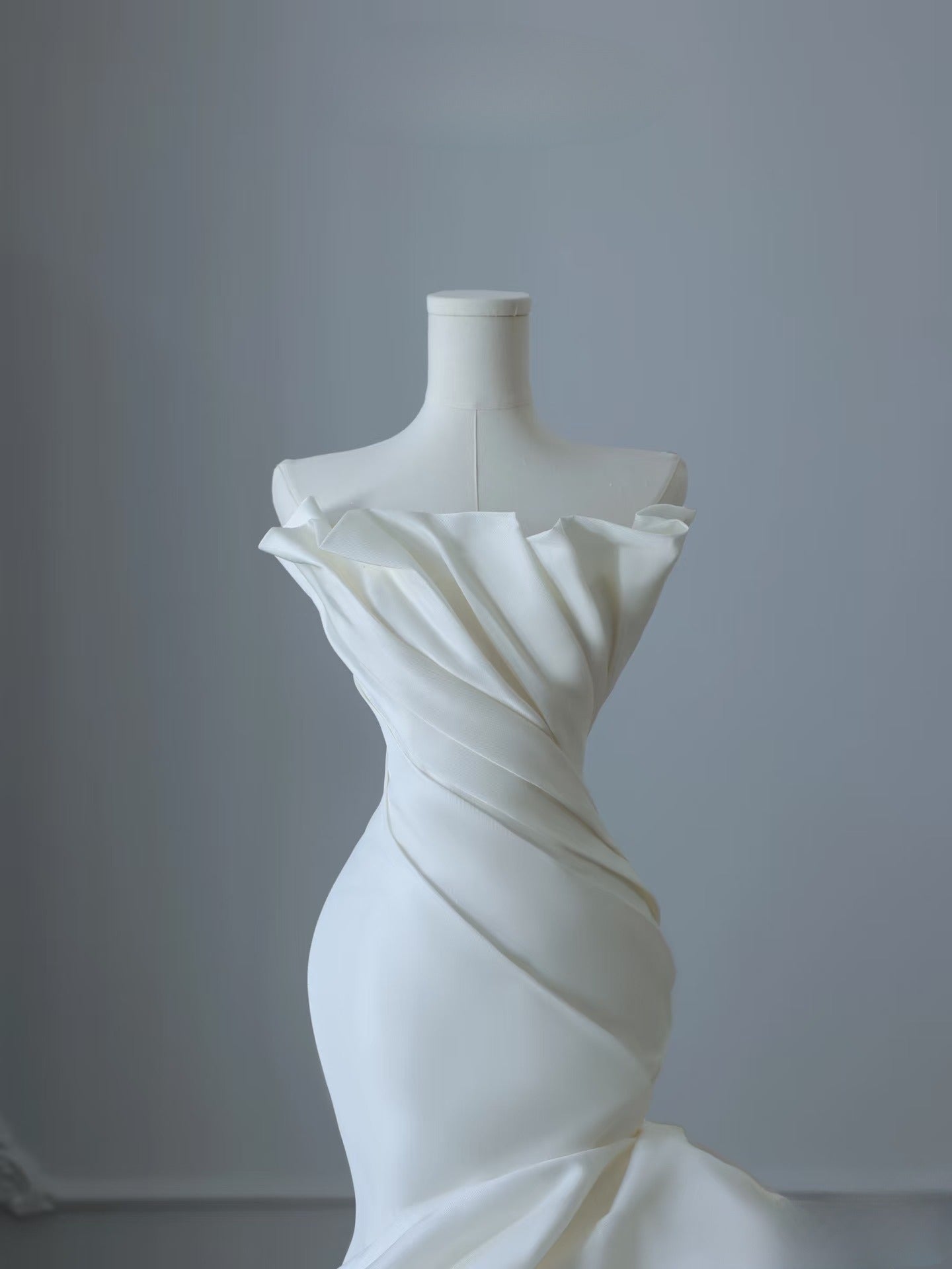 Timeless Mermaid Strapless Satin Ivory Long Wedding Dress Bridal Dresses SD2494