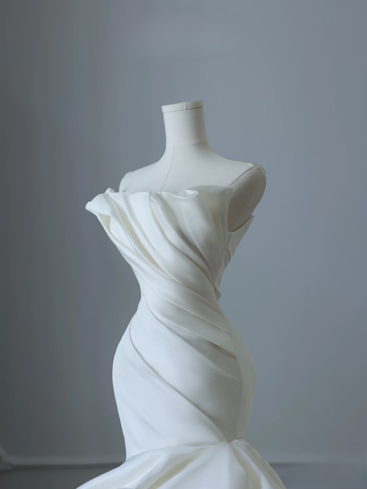 Timeless Mermaid Strapless Satin Ivory Long Wedding Dress Bridal Dresses SD2494