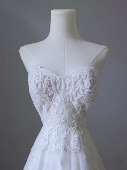 Timeless A line Sweetheart Tulle White Lace Long Wedding Dress Bridal Dresses SD2497