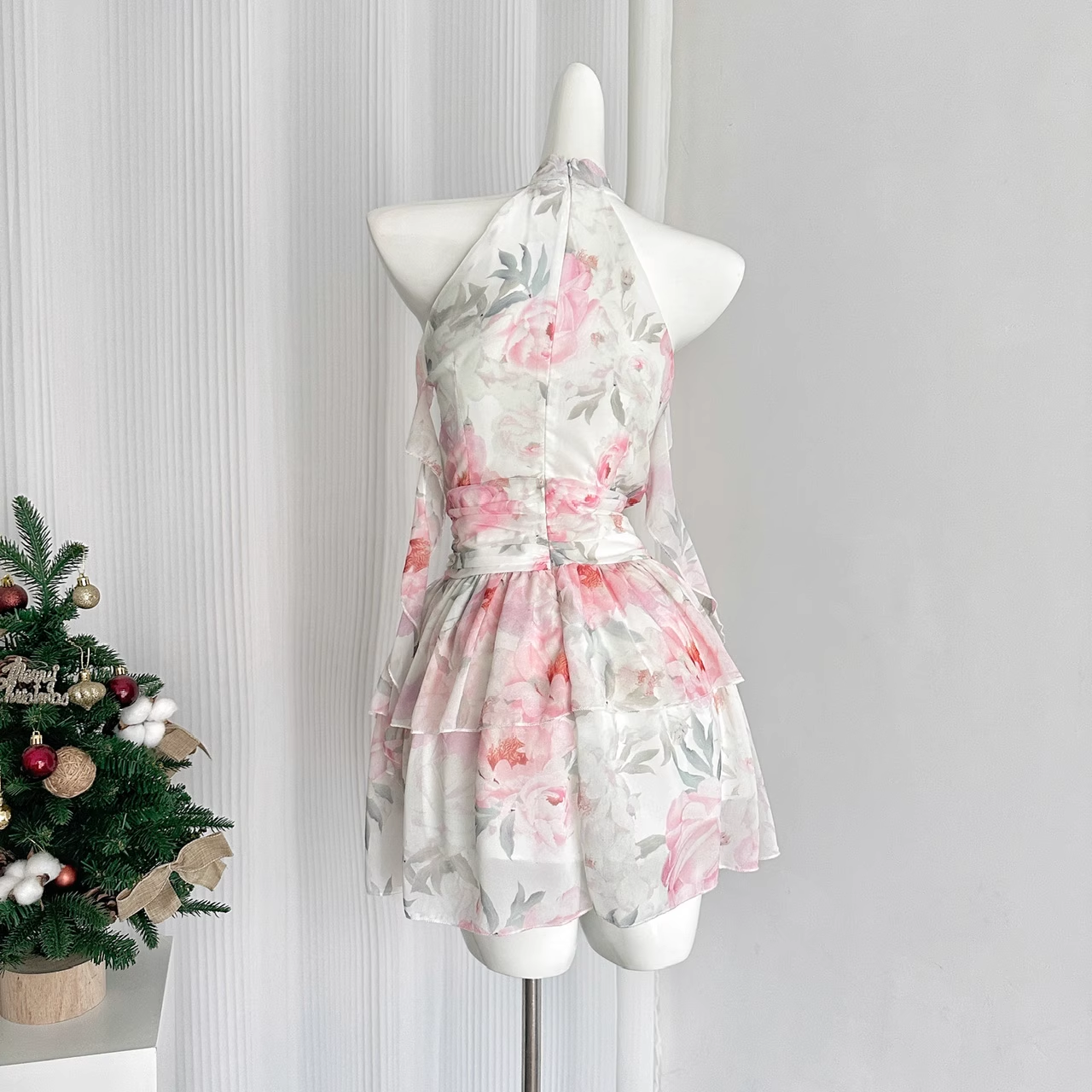 Cute A line Halter Rose Flower Sleeveless Floral Pink Dress Short Holiday Dresses SD279