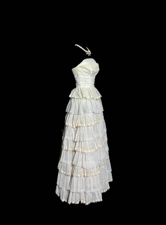 Vintage Ball Gown Strapless White Lace Prom Gown Fairy Prom Dresses SD2921