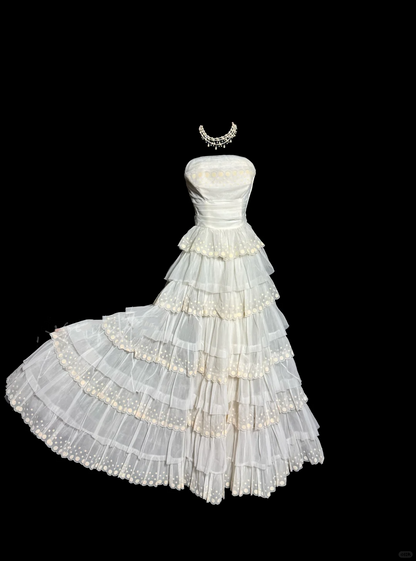Vintage Ball Gown Strapless White Lace Prom Gown Fairy Prom Dresses SD2921