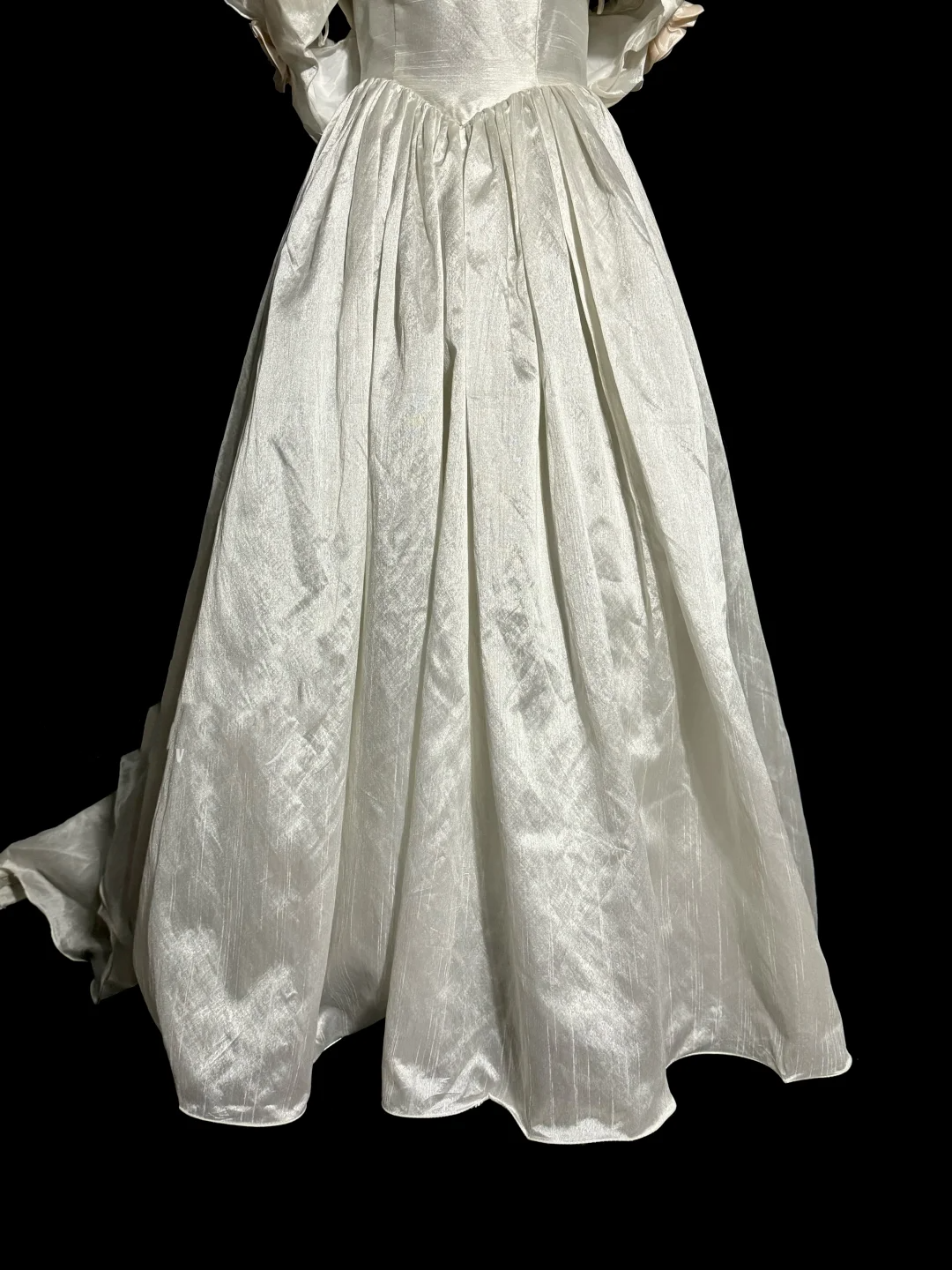 Classy Ball Gown Off The Shoulder Lace Ivory Long Wedding Dress Bridal Dresses SD2931