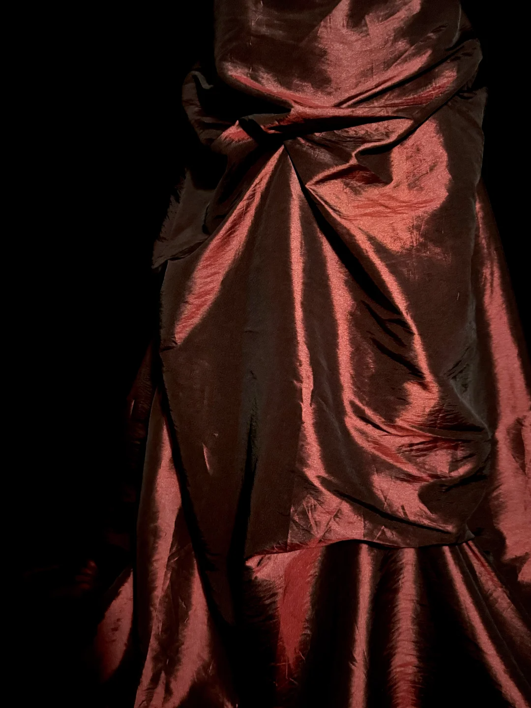 Aesthetic Ball Gown Strapless Burgundy Taffeta Prom Dress Ruffle Long Party Dress SD2942