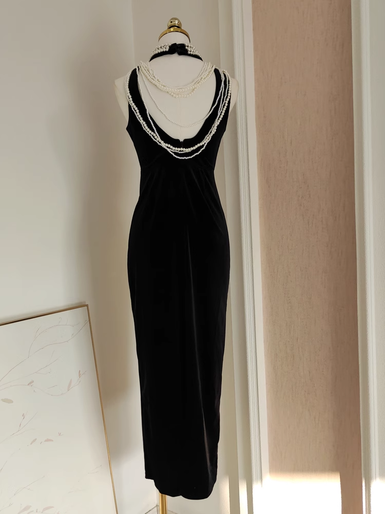 Sexy Sheath High Neckline Black Travel Vacation Dresses Velvet Birthday Dress SD326