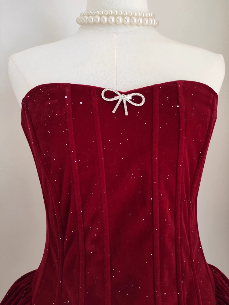 Sexy A Line Strapless Burgundy Velvet Ruffles Vacation Dresses Short Birthday Outfits SD336