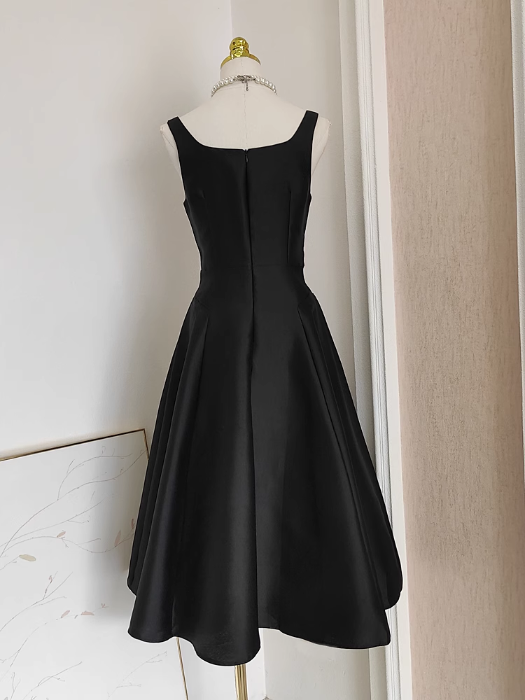 Sexy A line Spaghetti Straps Sleeveless Black Party Dress Holiday Birthday Dresses For Women SD360