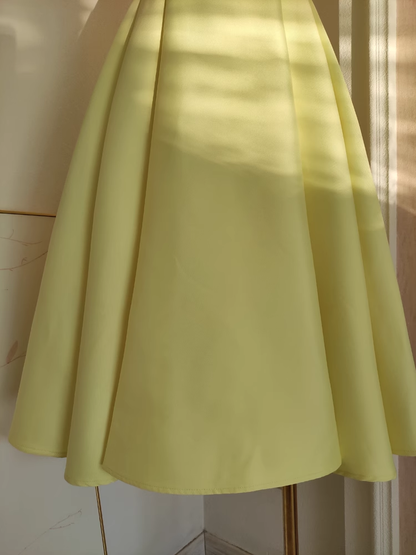 Sexy A line V neckline Satin Knee Length Homecoming Dresses Yellow Birthday Outfits SD374