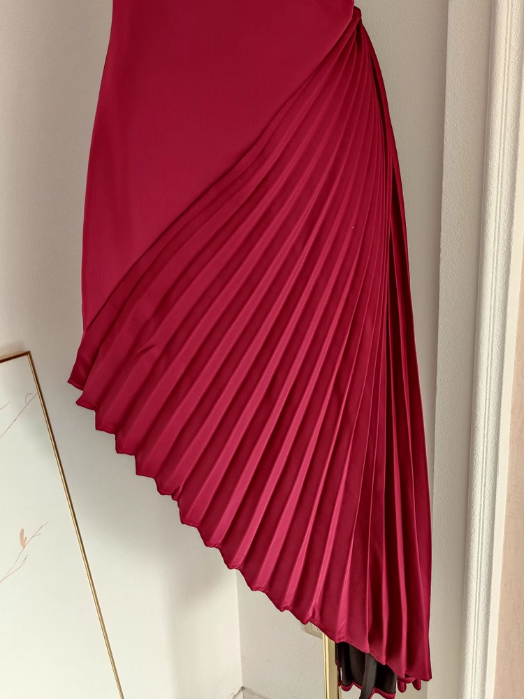 Sexy Sheath Scoop Neckline Burgundy Satin Dinner Party Dresses Birthday Outfits SD391