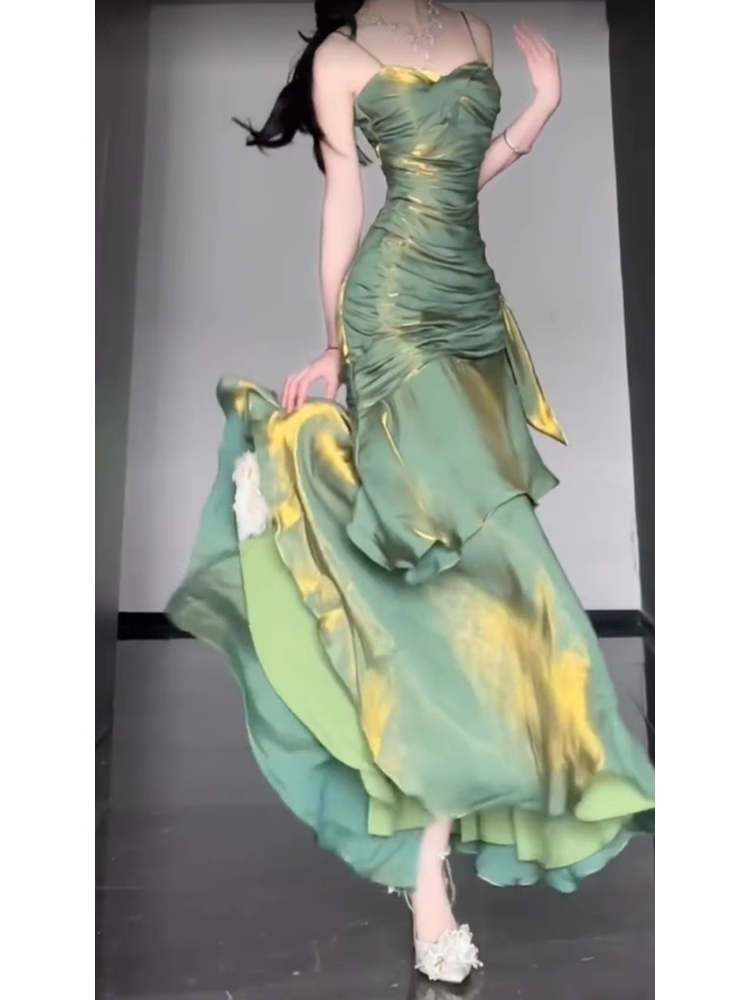 Retro Mermaid Spaghetti Straps Green Prom Dresses Birthday Outfits With Flower SD537