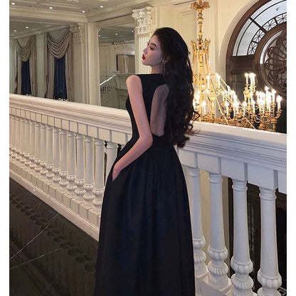 Simple A line Scoop Neckline Black Backless Prom Dresses Birthday Outfits Evening Gown SD913