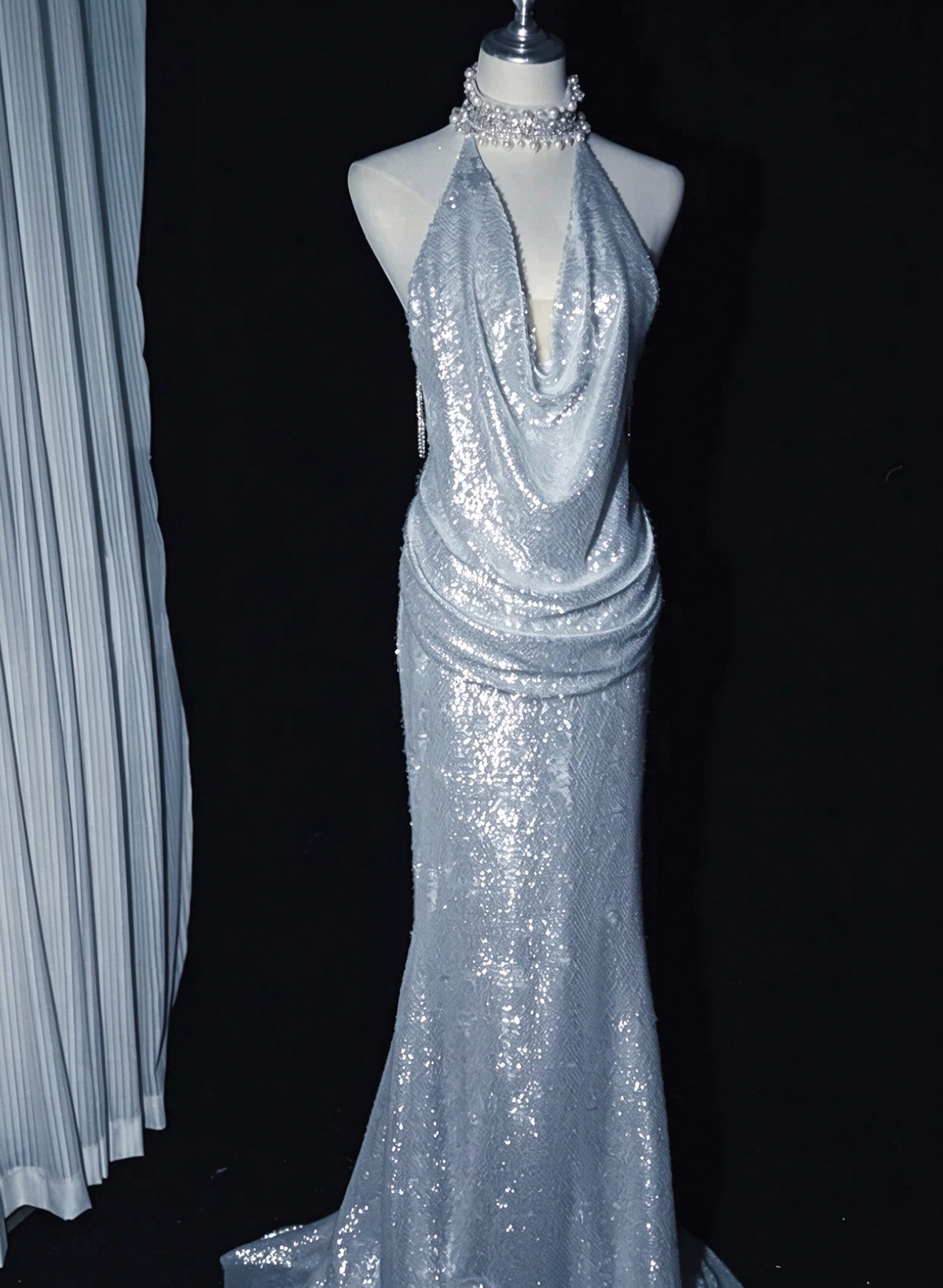 Glamorous Silver Sequin Tassel Mermaid Long Evening Dress Halter Backless Party Dress D5167