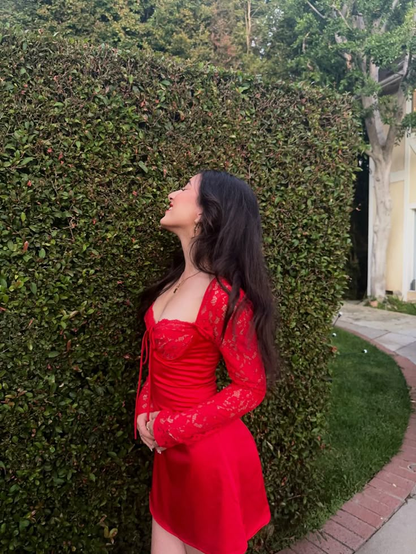 Charming Red Sweetheart Lace Satin Formal Birthday Outfits Short 8th Grade Homecoming Dress D149