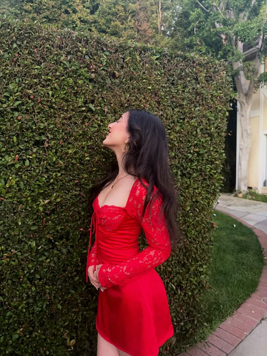 Charming Red Sweetheart Lace Satin Formal Birthday Outfits Short 8th Grade Homecoming Dress D149